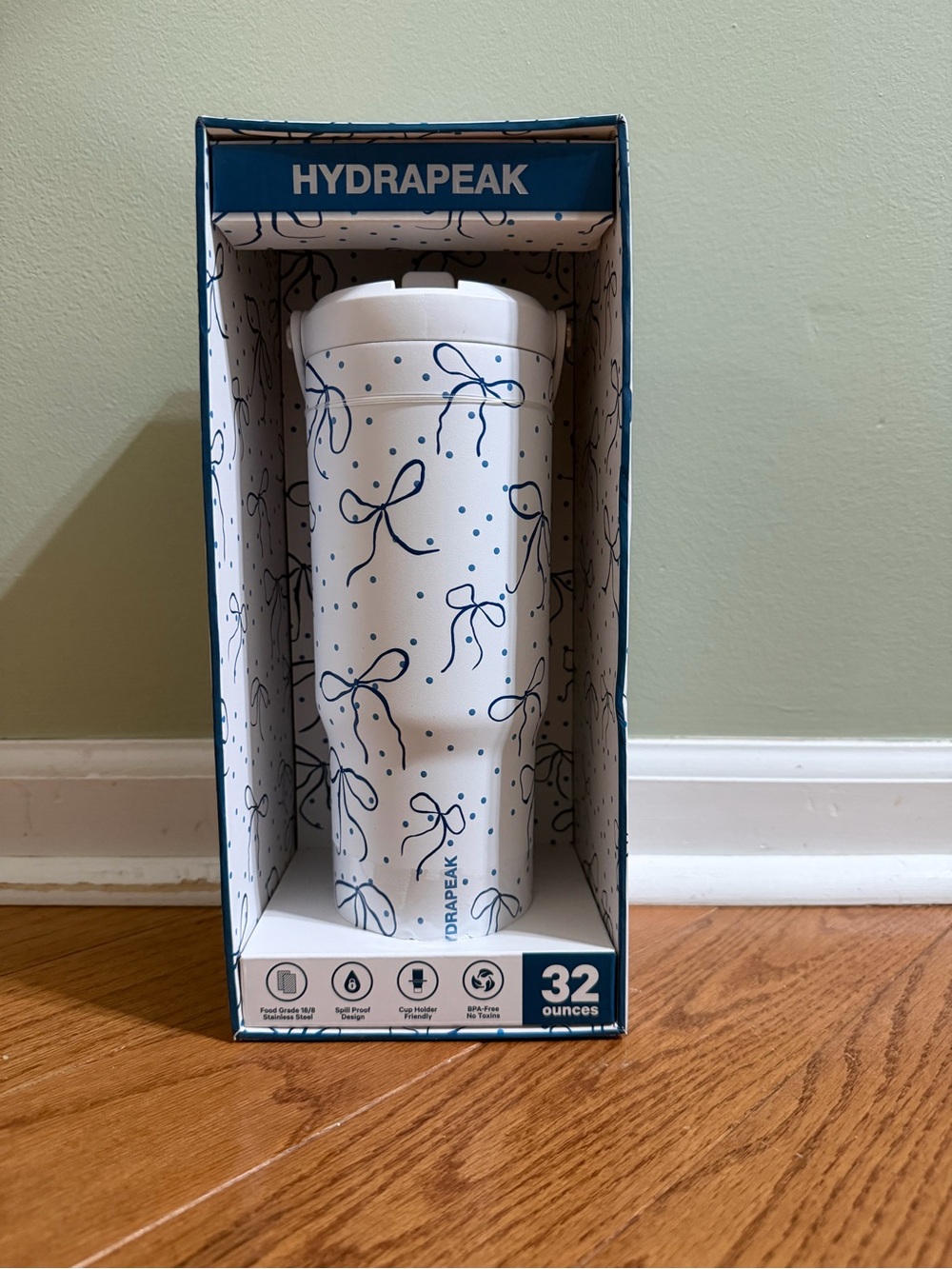 Hydrapeak 32oz White & Navy Bow Pattern Travel Tumbler